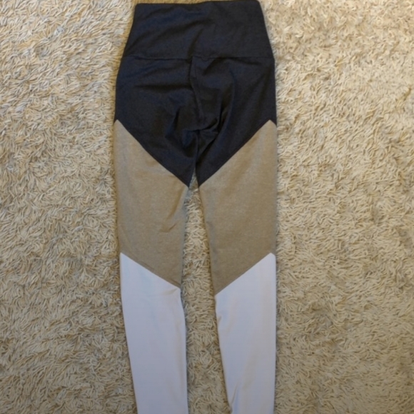 Onzie Flow tri-color block full length leggings - Picture 6 of 7